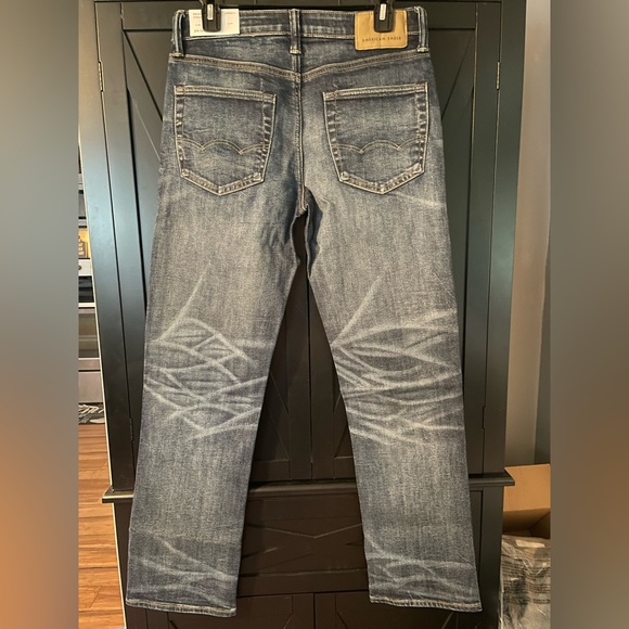 American Eagle AIRFLEX+ Relaxed Straight jeans 29x32 - Picture 3 of 4